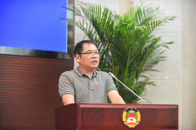 下好四步棋，以產(chǎn)業(yè)發(fā)展戰(zhàn)略統(tǒng)籌協(xié)調(diào)產(chǎn)業(yè)扶貧 高質(zhì)量發(fā)展